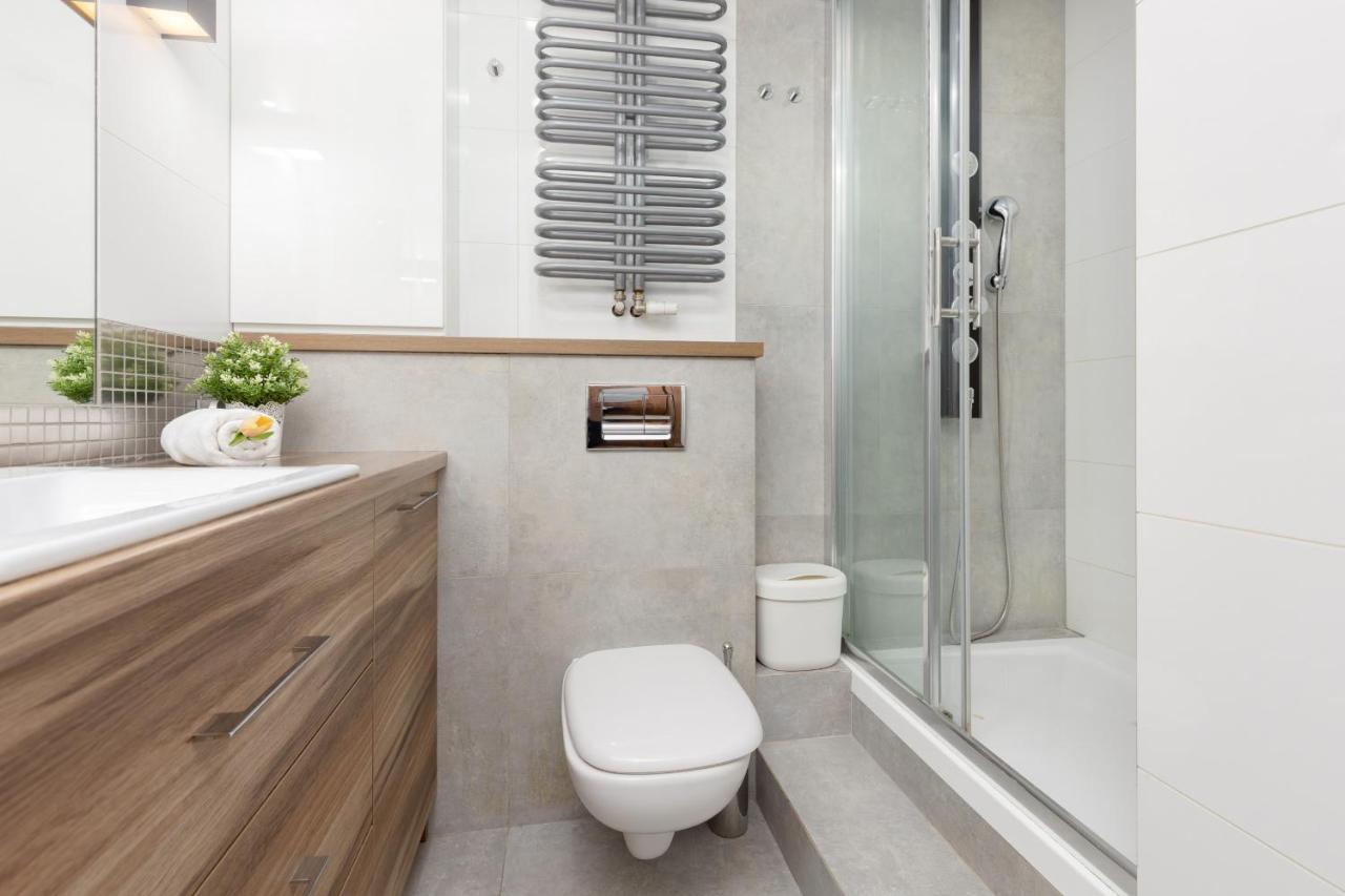 Warsaw Magellana Apartment By Noclegi Renters Екстериор снимка