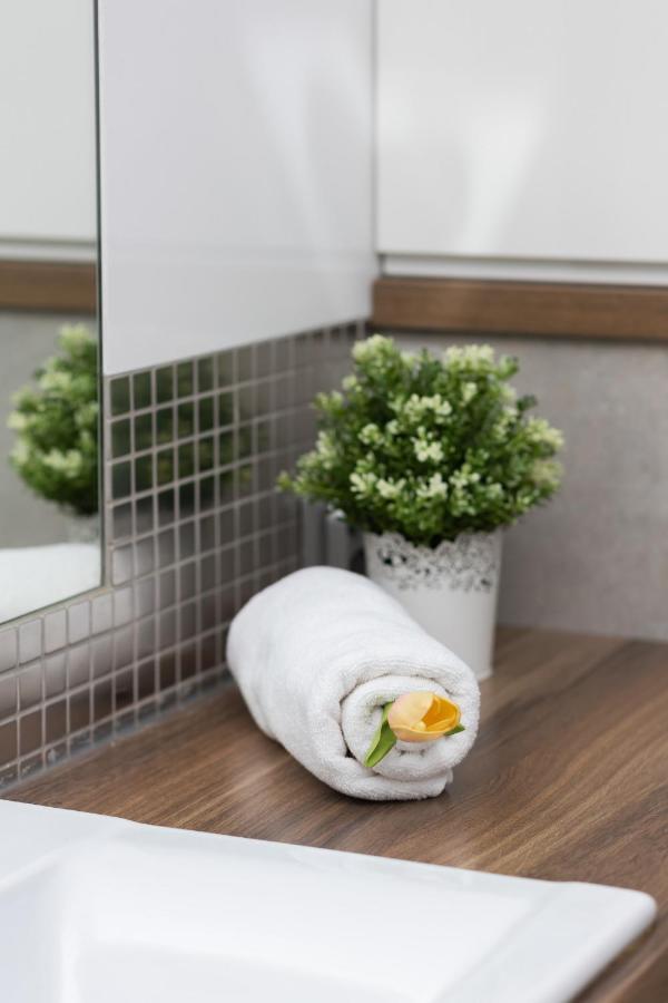 Warsaw Magellana Apartment By Noclegi Renters Екстериор снимка